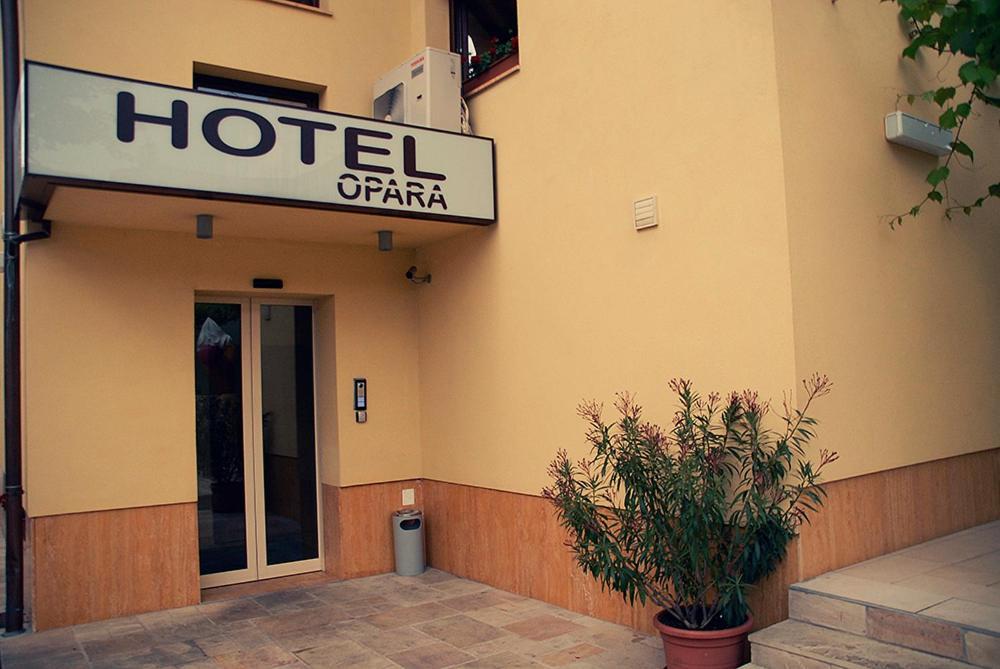 Hotel Opara Trebnje Ngoại thất bức ảnh